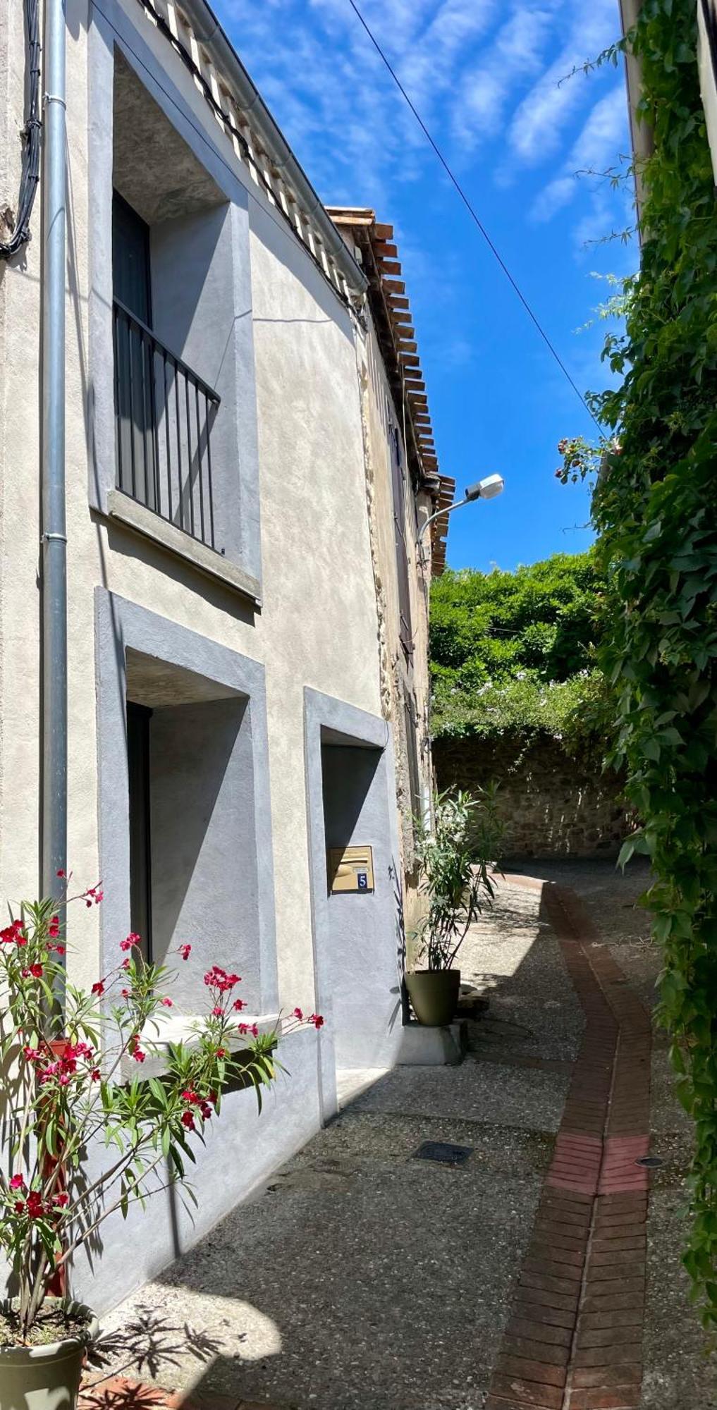 Entre Deux Rivieres Montolieu
